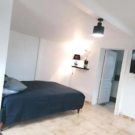 Maisonnette Independante Morangis  Extérieur photo